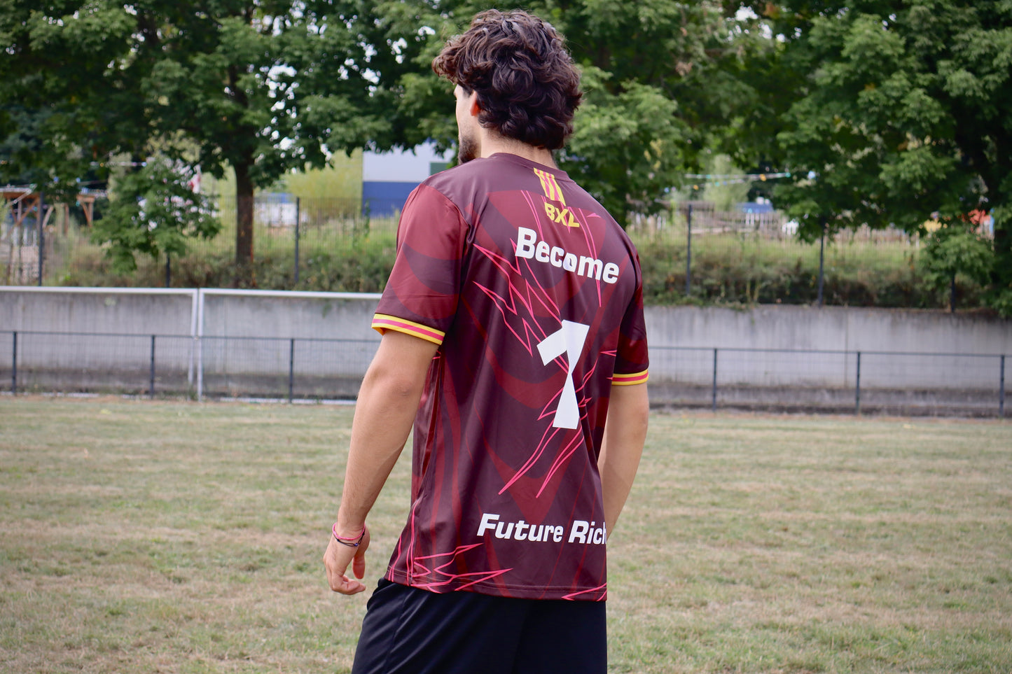 Jersey "Become 1 Future Rich"